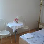 Niki מאקרסקה